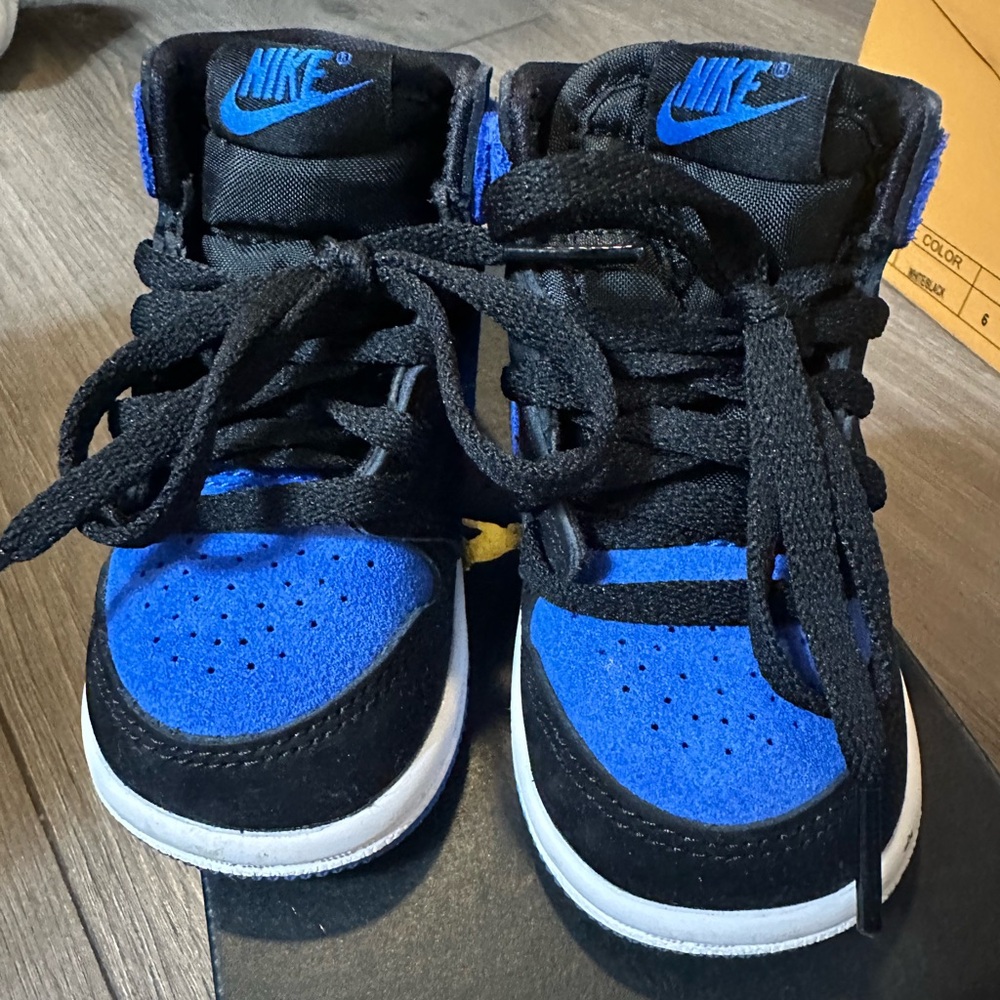 Toddler Jordan 1s
